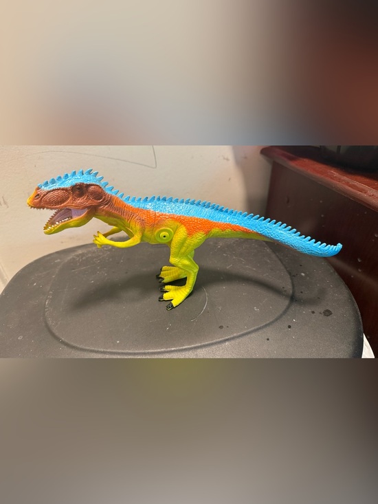 The Unbranded Brand Other - Gigantosaurus Dinosaur Figure 6"x11" Multicolor Toy Roaring - Works m5